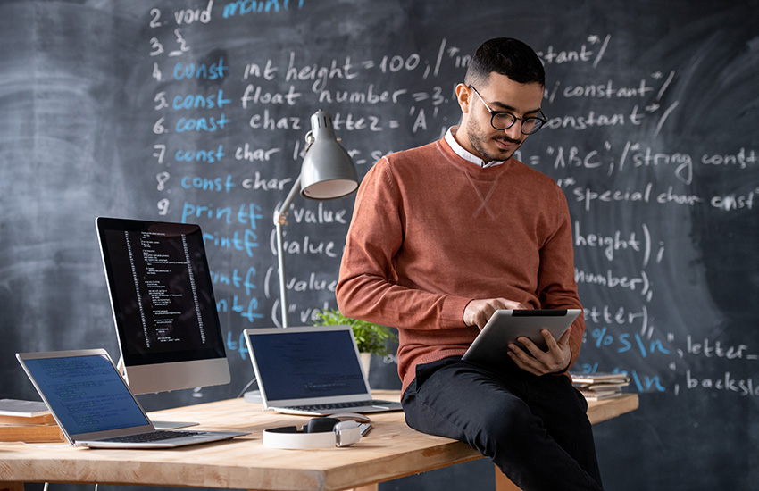 วิธีเลือกโปรแกรมบริหารคลินิกที่ดีที่สุดสำหรับธุรกิจของคุณในปี 2025 | คู่มือฉบับสมบูรณ์